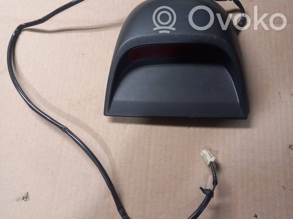 Subaru Legacy Third/center stoplight 