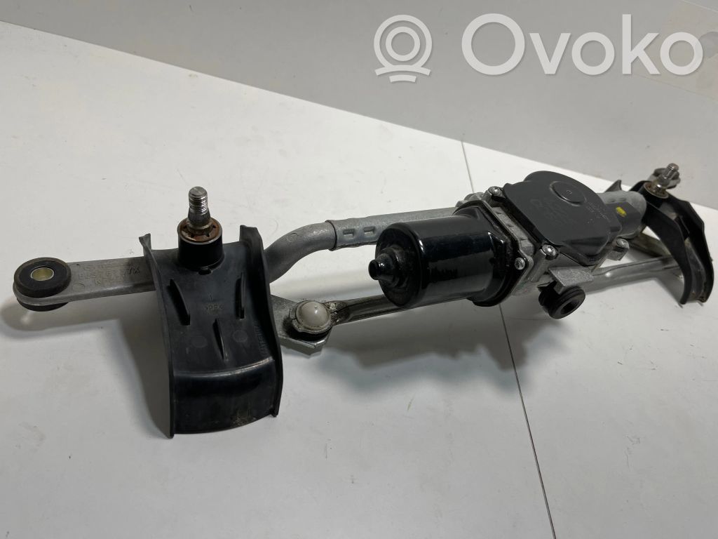 Mazda 3 III Front wiper linkage and motor 