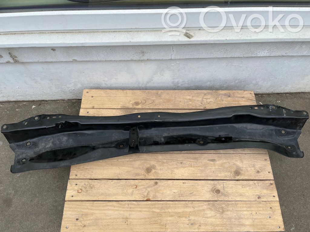 Mazda 3 III Wiper trim 