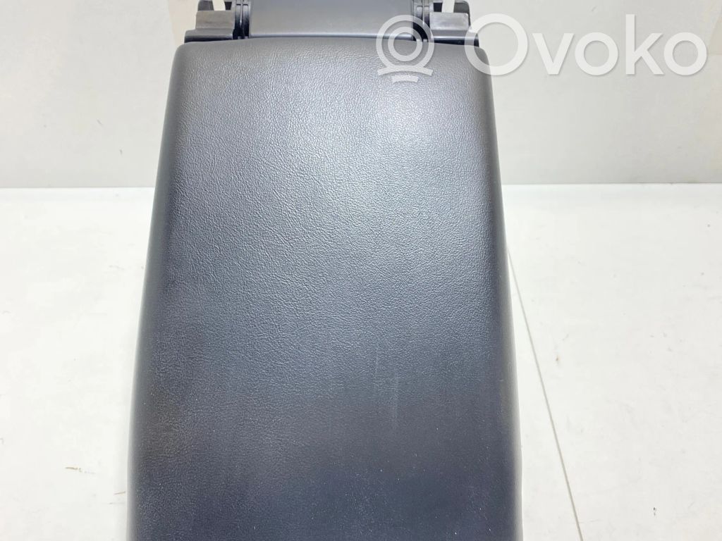 Volvo V70 Armrest 