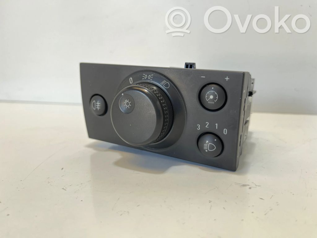 Light switch   13229538,LK04060063,07660320