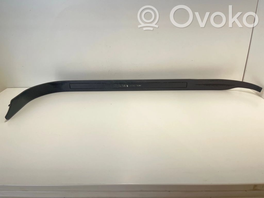 Saab 9-5 Moldura protectora del borde delantero 