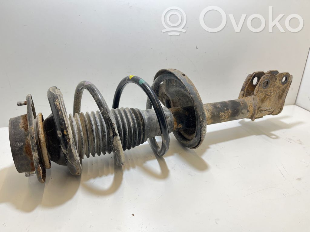 Subaru Outback Priekšpusē amortizators 