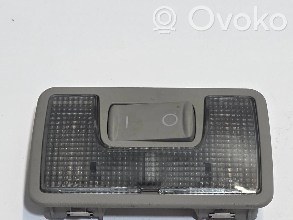 Audi A4 S4 B7 8E 8H Galinių vietų apšvietimo žibintas 