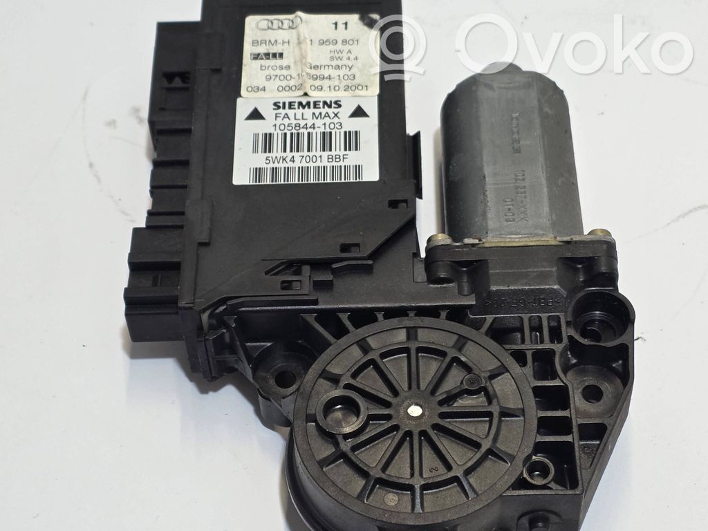 Audi A4 S4 B6 8E 8H Silnik regulatora szyby drzwi przednich 