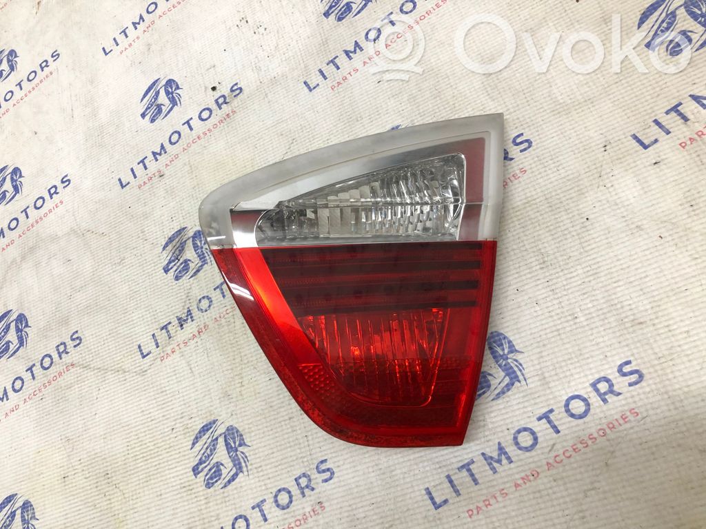 Tailgate rear/tail lights   6937460