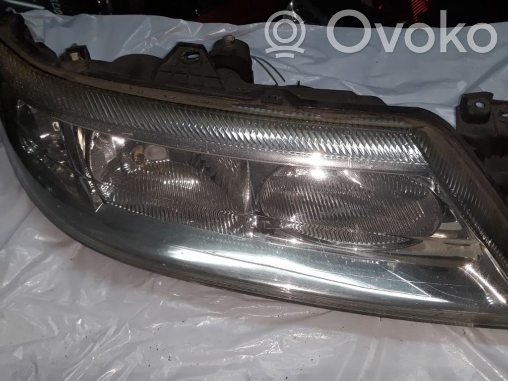 Renault Laguna II Headlight/headlamp 