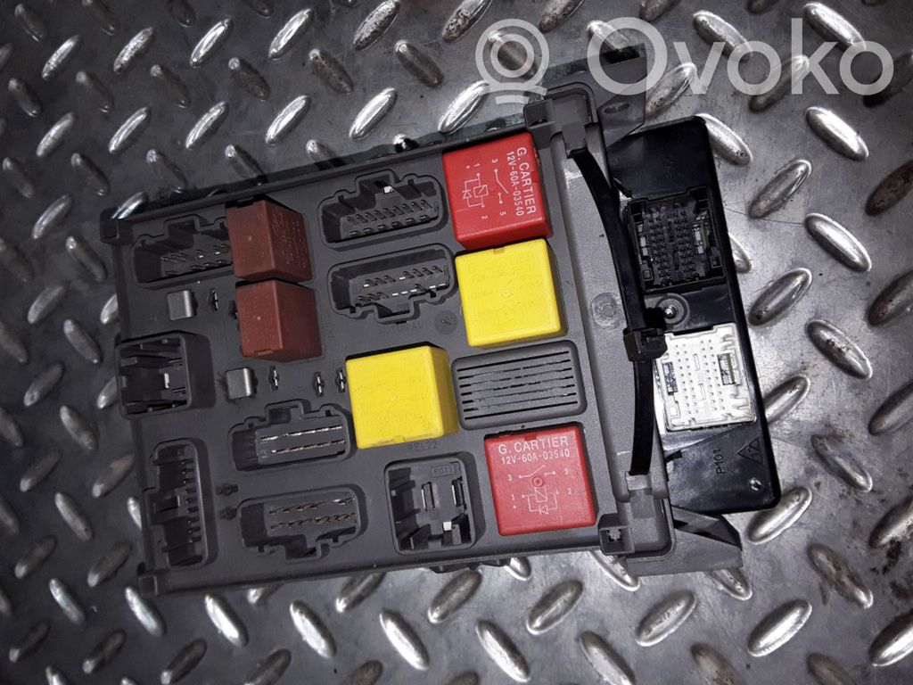 Renault Laguna II Fuse module 