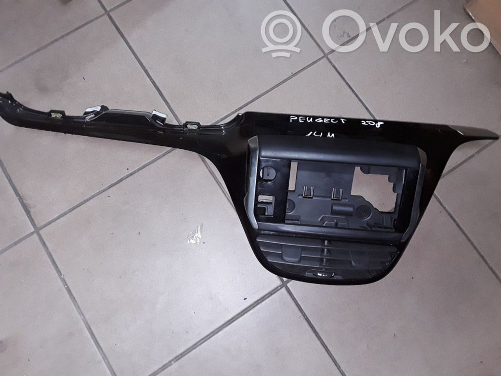Peugeot 208 I Element deski rozdzielczej / środek 