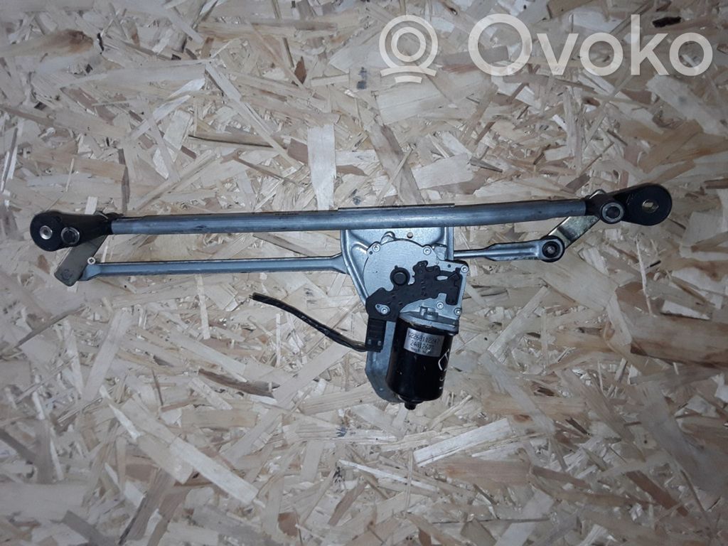 BMW X5 E53 Front wiper linkage and motor 