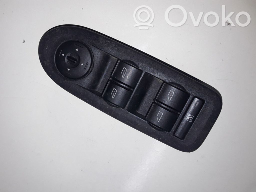 Ford Focus C-MAX Electric window control switch 