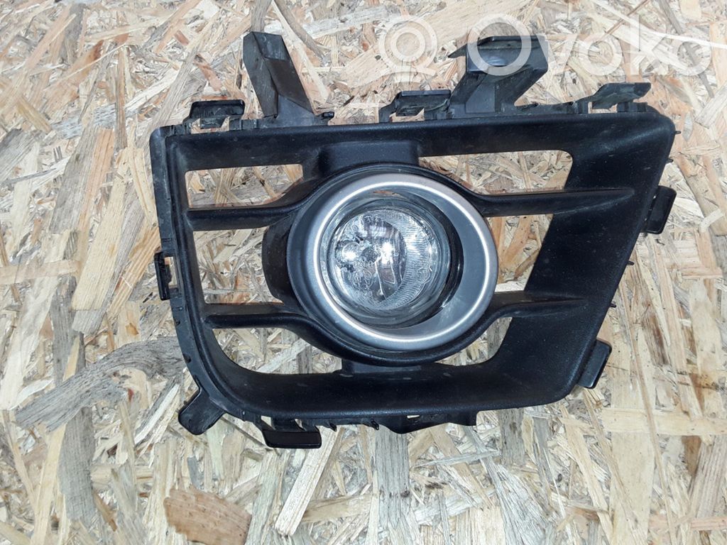 Mazda 5 Miglas lukturis priekšā 