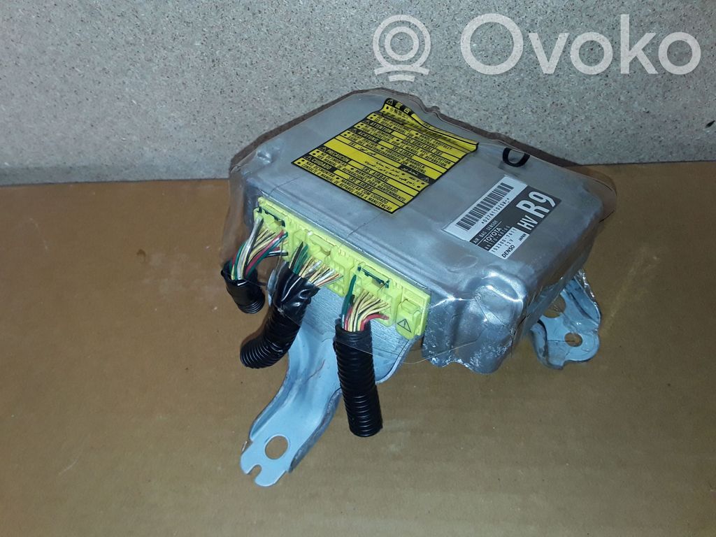 Lexus RX 330 - 350 - 400H Airbag control unit/module 