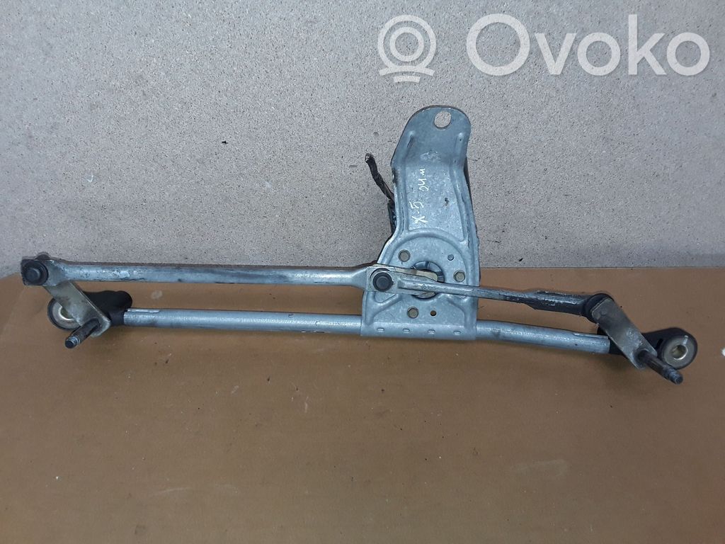 BMW X5 E53 Front wiper linkage and motor 