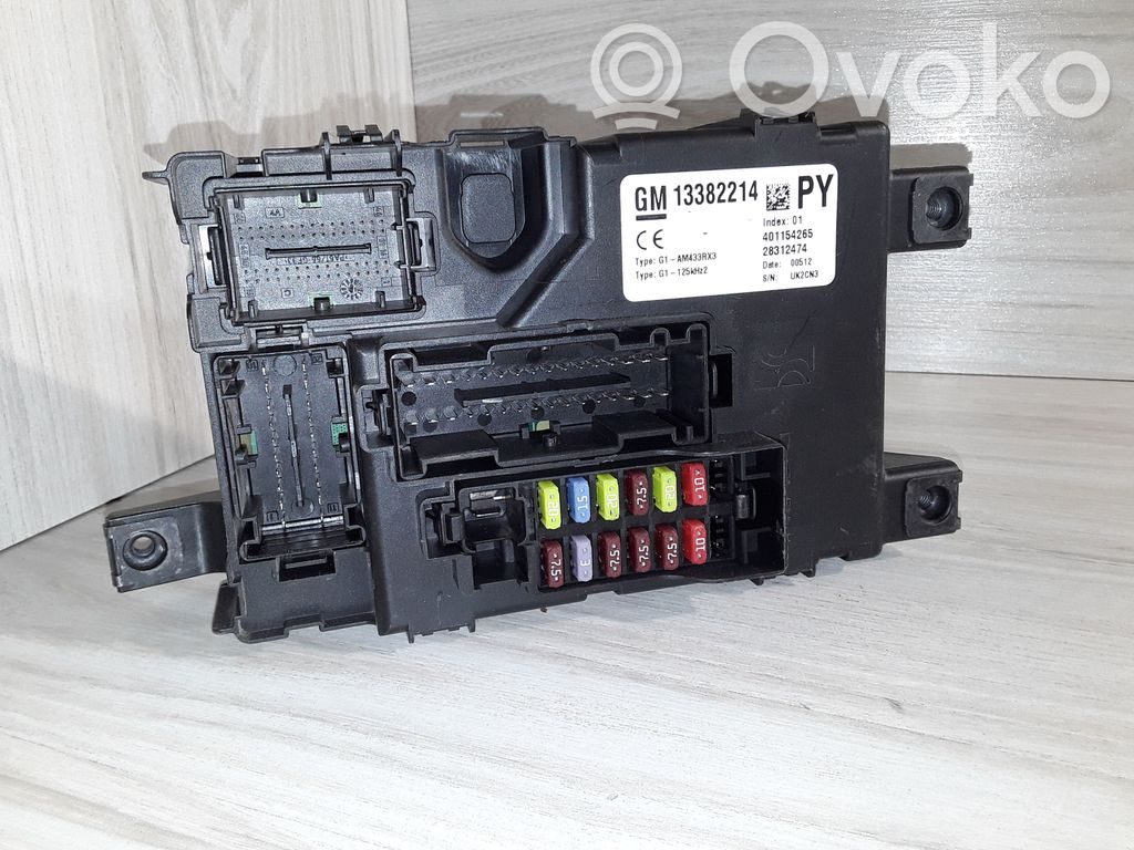 Opel Corsa D Fuse module 