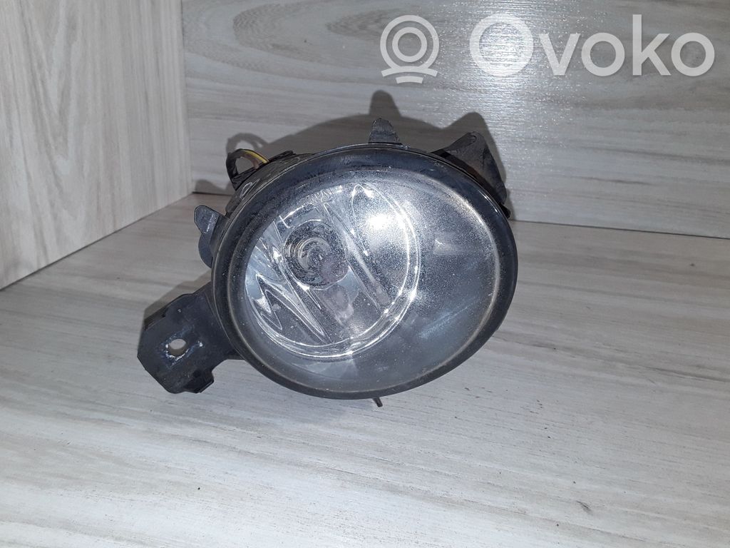 BMW 1 E81 E87 Etusumuvalo 