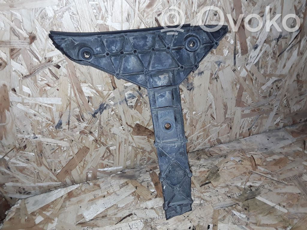 Volkswagen II LT Front bumper mounting bracket 