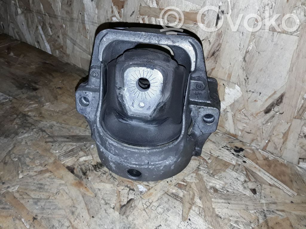 Engine mount bracket   8K0199381KD