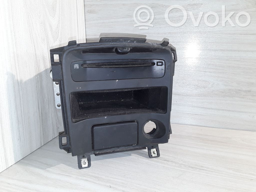 Nissan Primera Radio / CD/DVD atskaņotājs / navigācija 