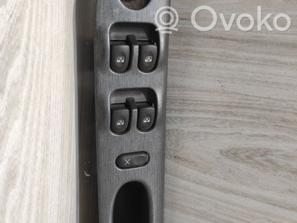 Renault Laguna I Electric window control switch 