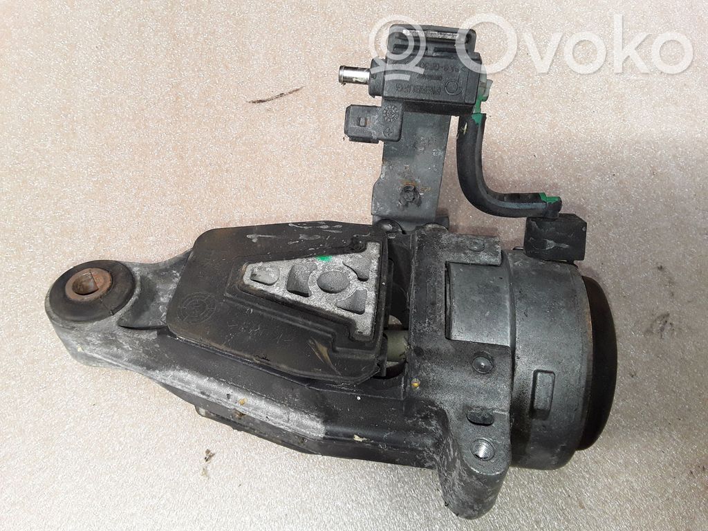 Citroen C5 Engine mount bracket 