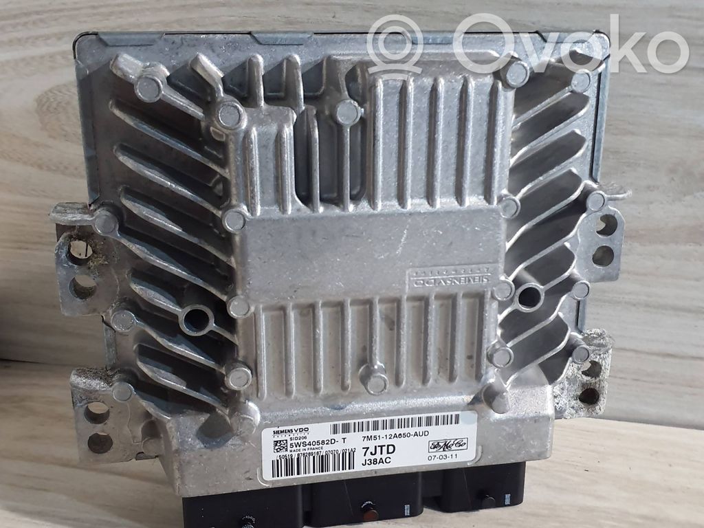 Ford Focus C-MAX Variklio valdymo blokas 