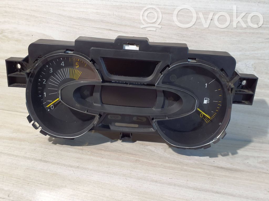 Renault Captur Speedometer (instrument cluster) 