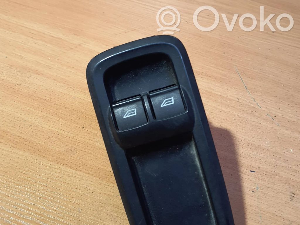 Ford Fiesta Electric window control switch 