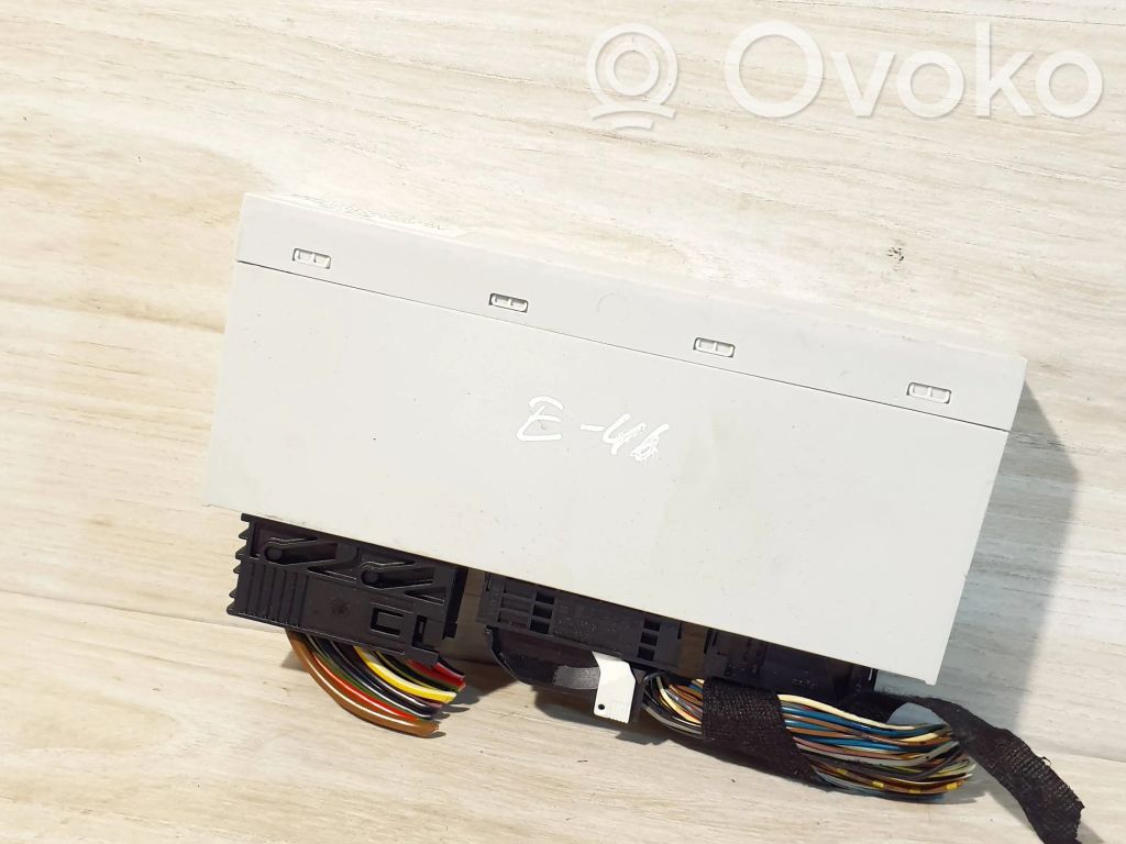 BMW 3 E46 Komforto modulis 