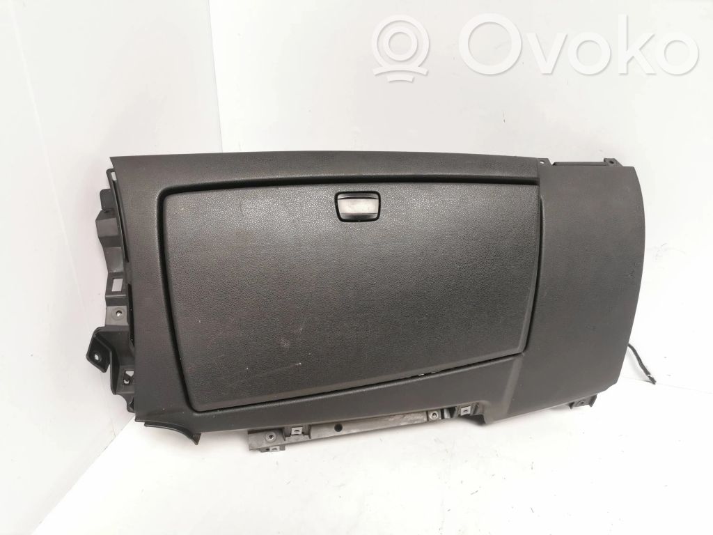 BMW 1 E81 E87 Glove box set 