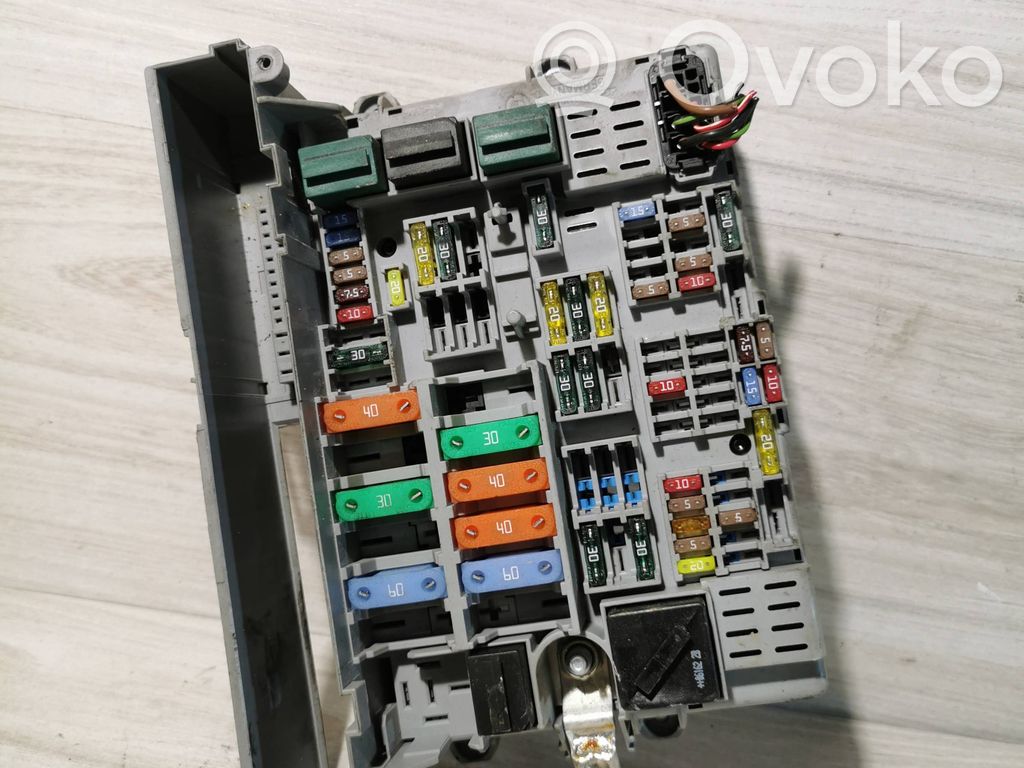 Fuse module   6906623,90304643