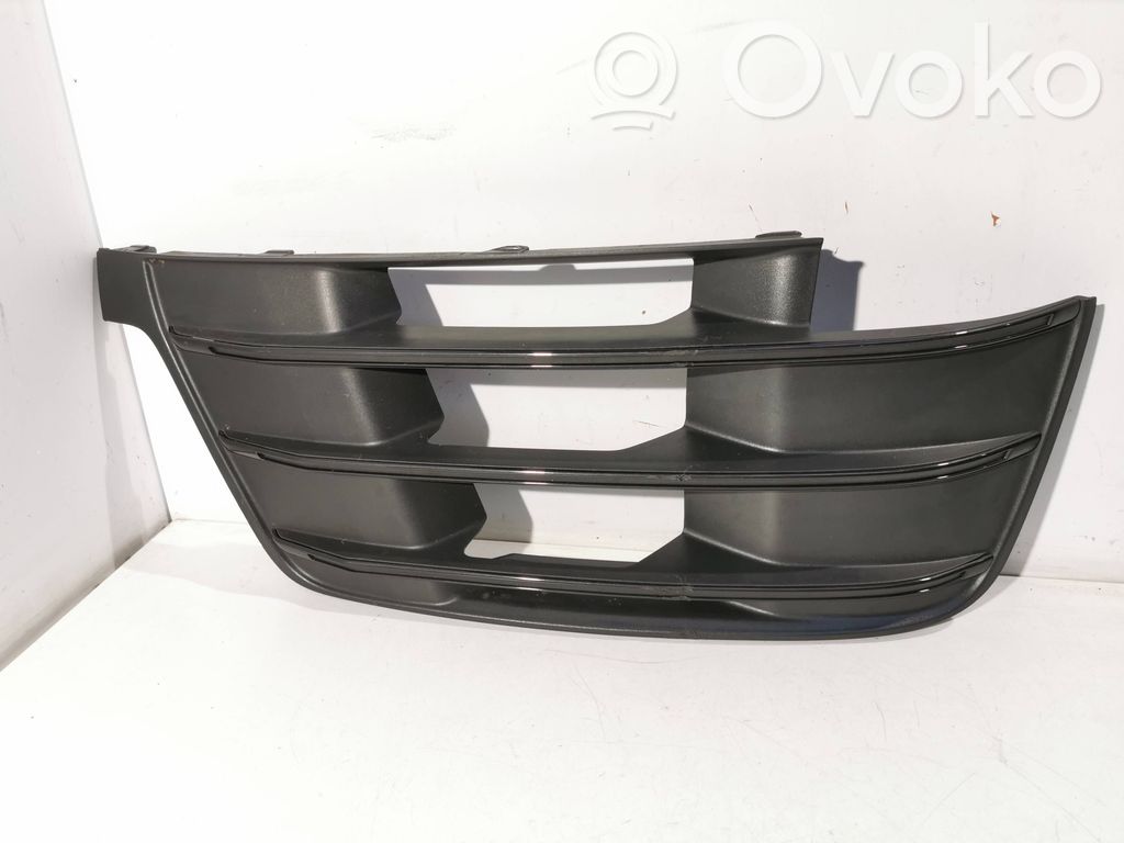 Audi Q7 4M Front bumper lower grill 