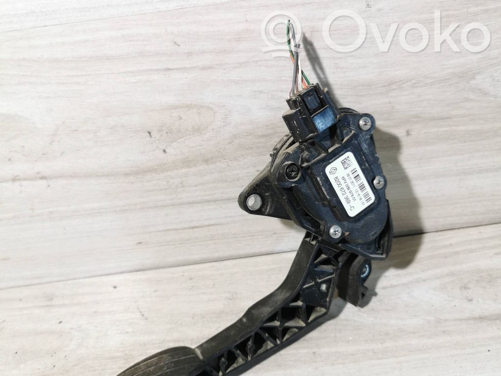 Renault Master III Accelerator throttle pedal 