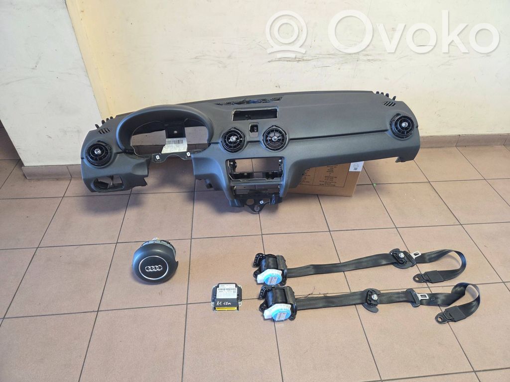 Audi A1 Airbag set with panel 