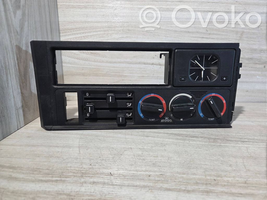 BMW 5 E34 Блок управления кондиционера воздуха / климата/ печки (в салоне) 