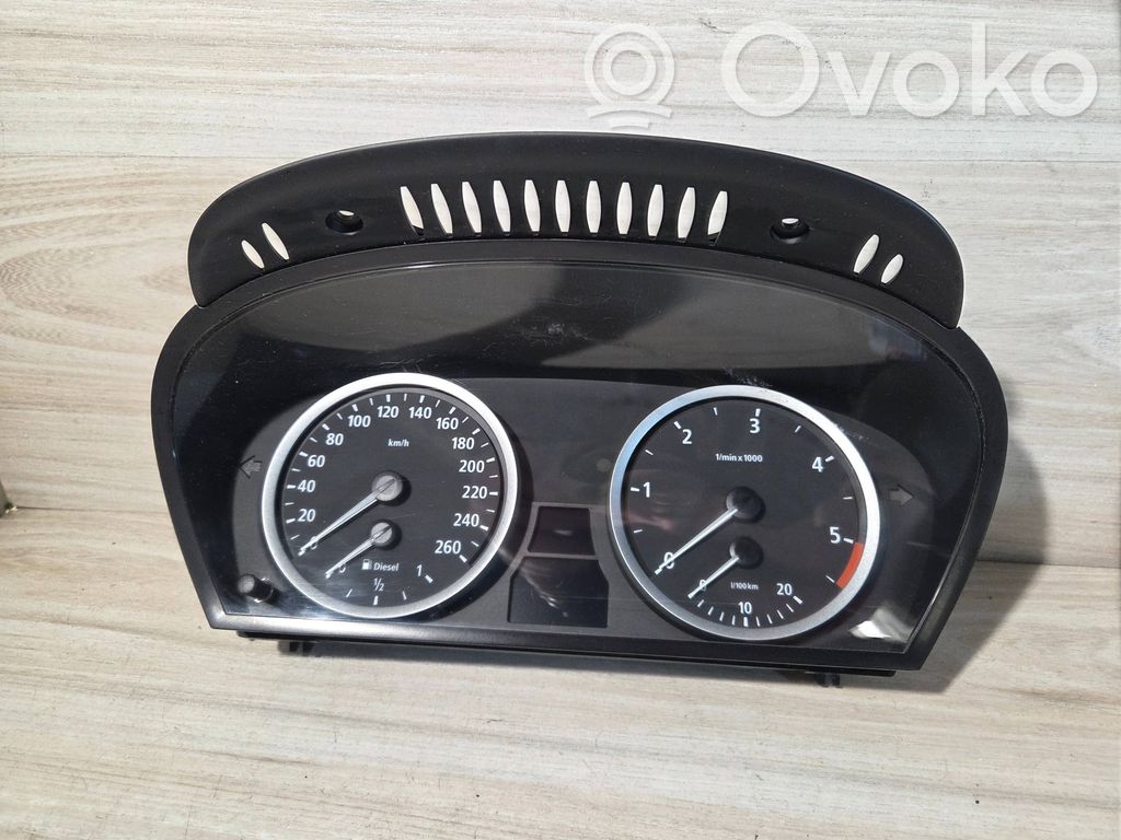 BMW 5 E60 E61 Spidometrs (instrumentu panelī) 
