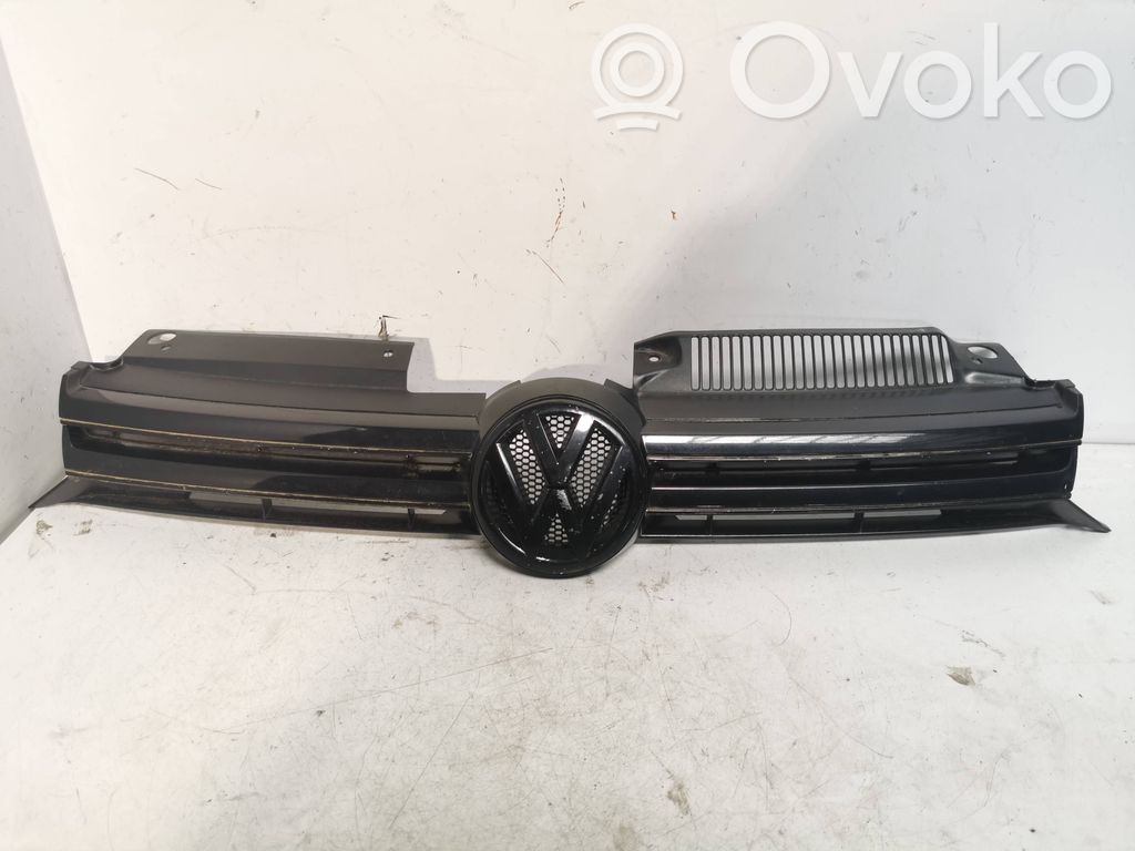 Volkswagen Golf VI Etusäleikkö 