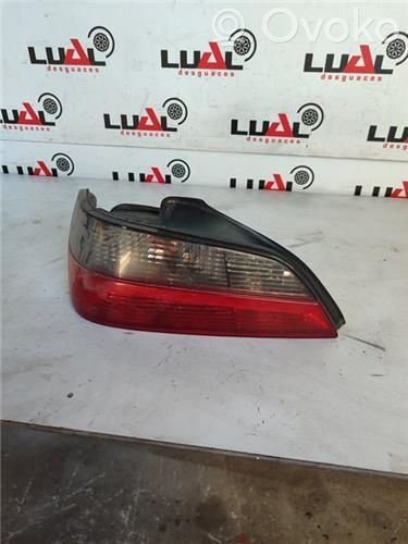 Lámpara de faros/luces traseros