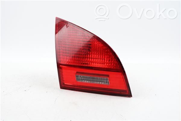 Lámpara de faros/luces traseros   924051P000