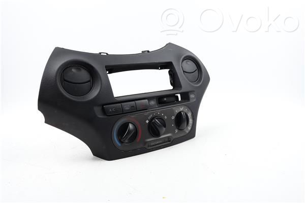 Interruptor del aire acondicionado (A/C)   554050D130B0