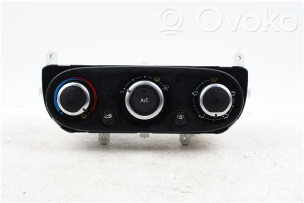 Air conditioning (A/C) switch   272709355R