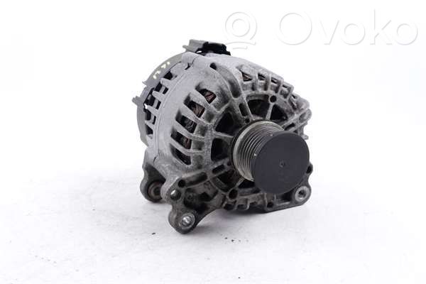 Audi A4 S4 B9 Generatorius 