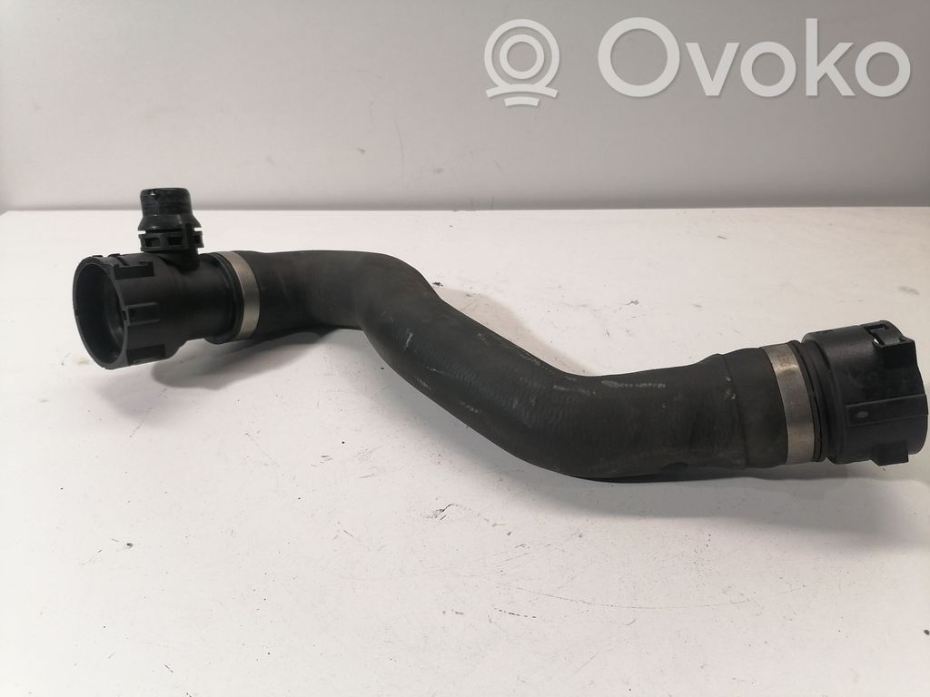 BMW X5 E70 Engine coolant pipe/hose 