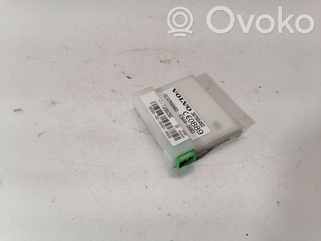 Volvo V70 Alarm control unit/module 
