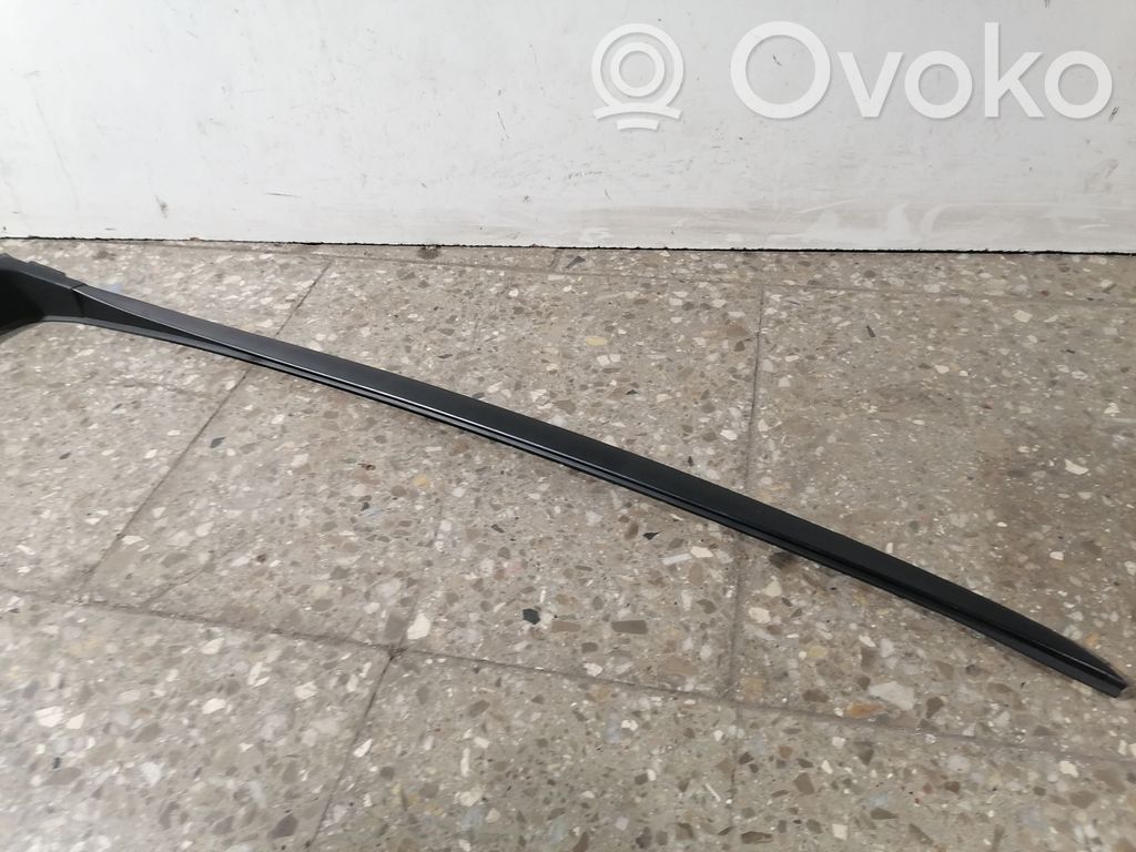Lexus ES 250 - 300 - 330 Windshield trim 