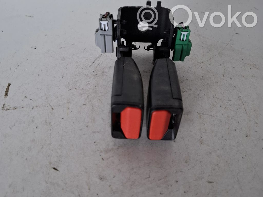 Volvo S90, V90 Hebilla del cinturón de seguridad trasero 