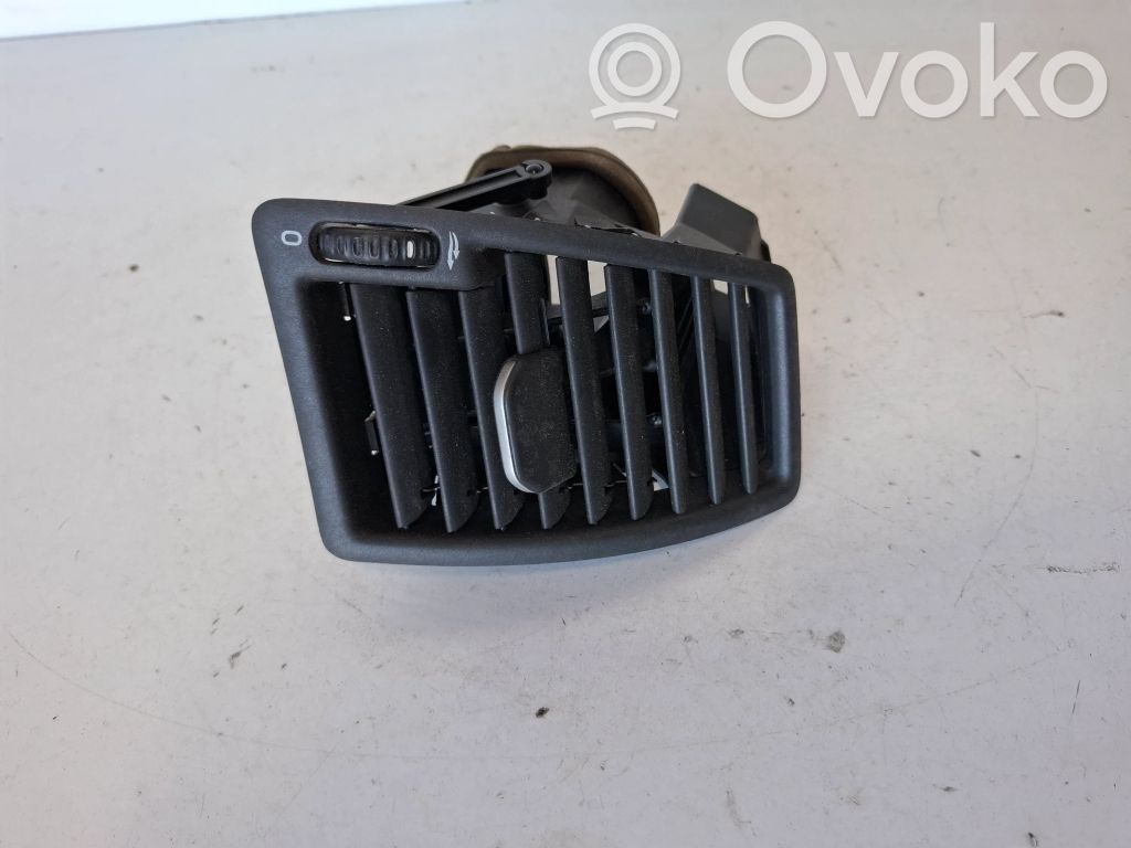 Volvo XC90 Dashboard side air vent grill/cover trim 