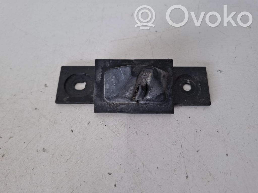 Lexus NX Tailgate/trunk/boot lid buffer 