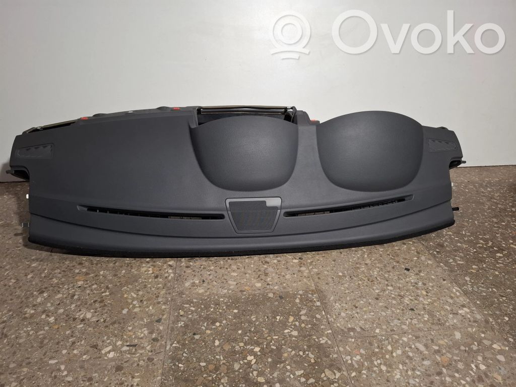 BMW 7 E65 E66 Dashboard 