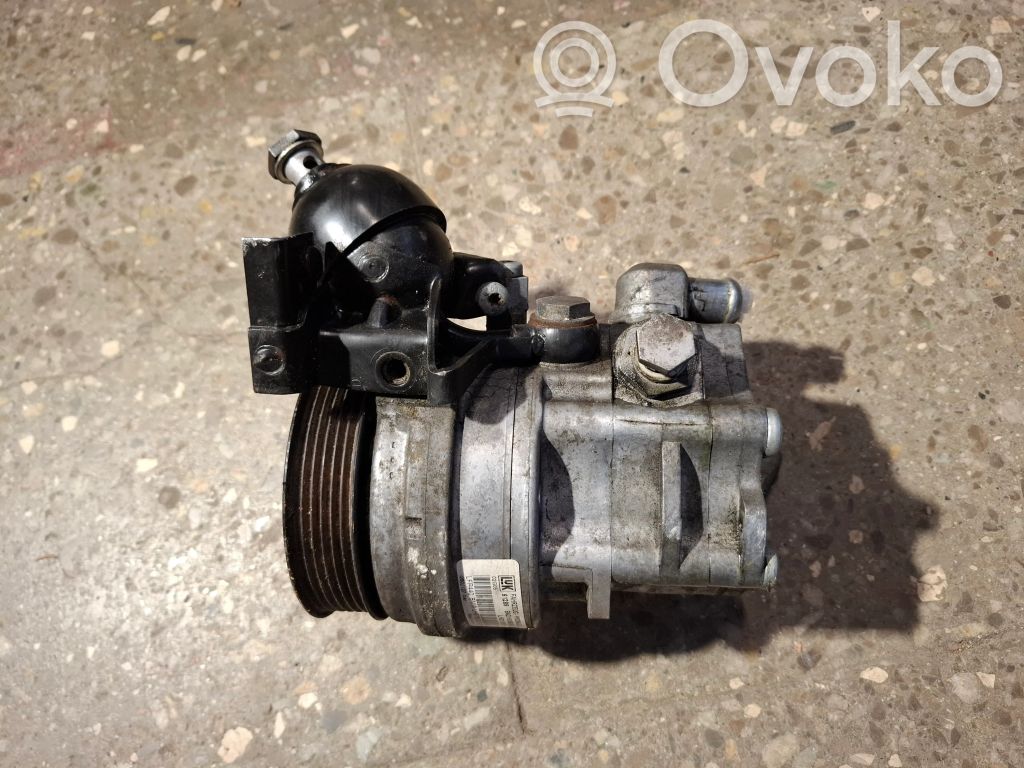 BMW 7 E65 E66 Ohjaustehostimen pumppu 